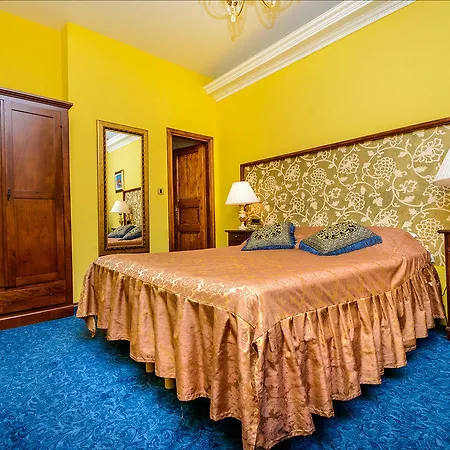 Hamlet Bed & Breakfast 4*